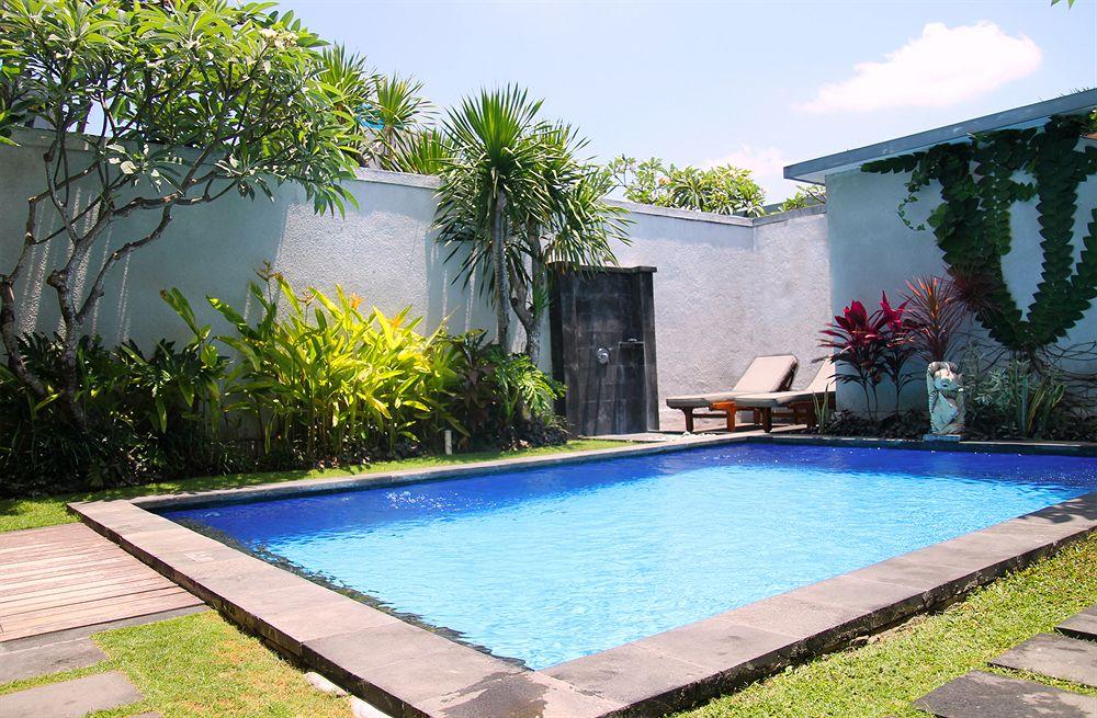 La Villais Kamojang Seminyak Exterior photo