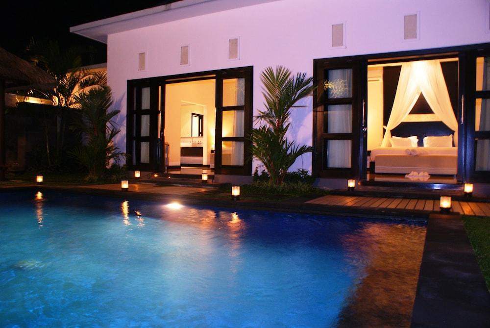 La Villais Kamojang Seminyak Exterior photo